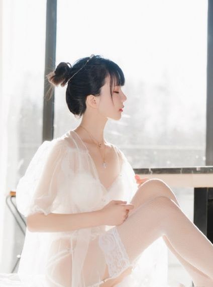 美女少妇翘臀后进啪啪图片_BD高清视频播放