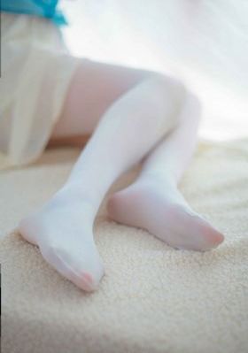 一边脱一边摸的爽爽免费视频_4K免费观看韩国