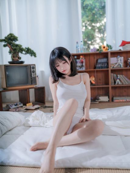 亚洲欧美成人久久综合中文网_超清免费观看超清