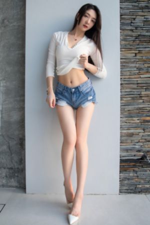 电车被强系列小说在线阅读_DVD高清完整版
