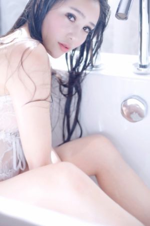 曰批又黄又爽免费视频_720超清免费观看