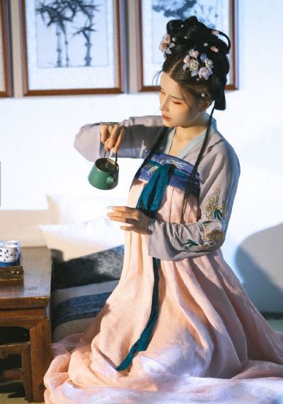 精品在线观看av_蓝光免费在线观看