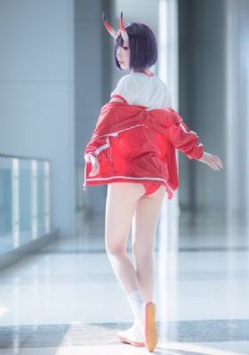娴熟骚妇在家看中文字幕_DVD韩国电影在线观看