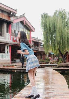 国产美女亚洲精品久久久毛片小说_高清在线播放